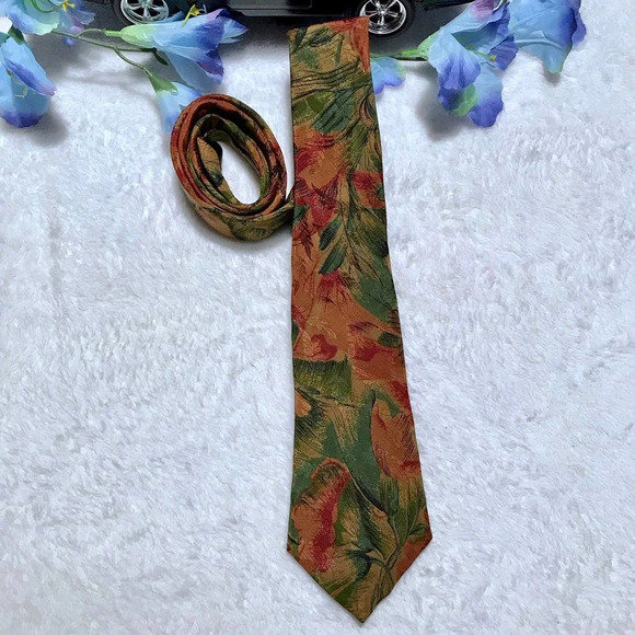 Janardhan's 100% Pure Silk Tie - Picture 2 of 6